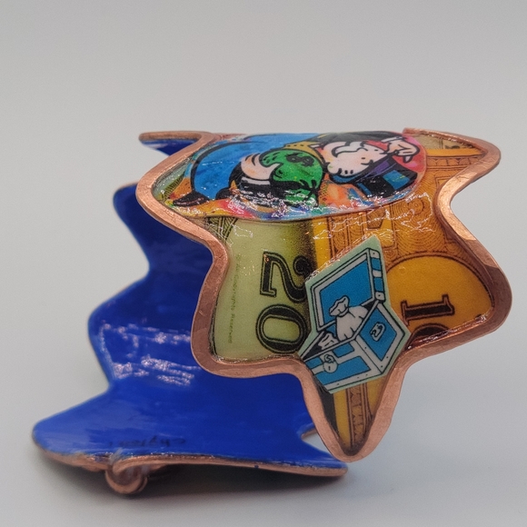 Classic Monopoly Bracelet - Picture 8 of 13